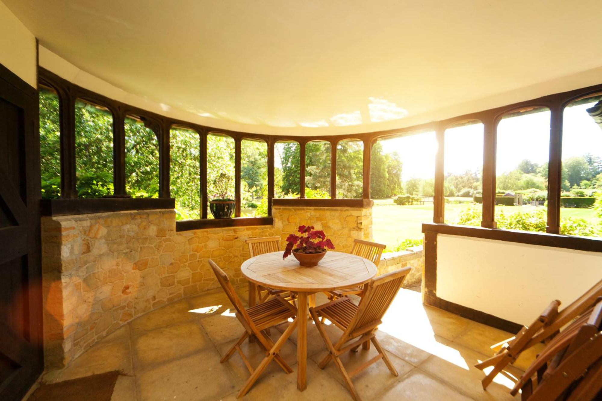 Hever Castle Luxury Bed And Breakfast Edenbridge Exterior photo